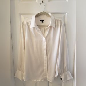 Ann Taylor womens button-up blouse